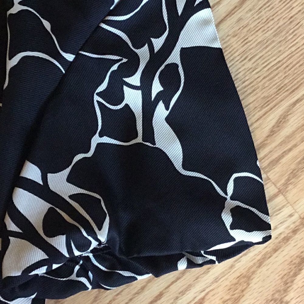 NINE WEST puff sleeve shift dress in size 2 - Picture 5 of 8